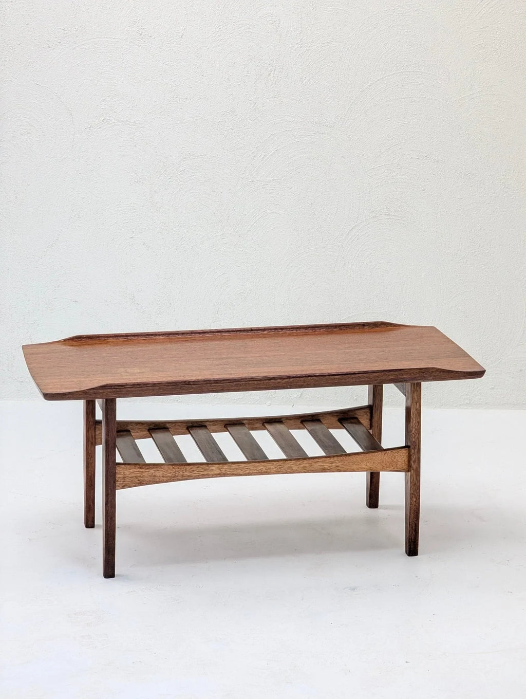 Italian solid teak tray top coffee table with slatted shelf, mid-century modern design