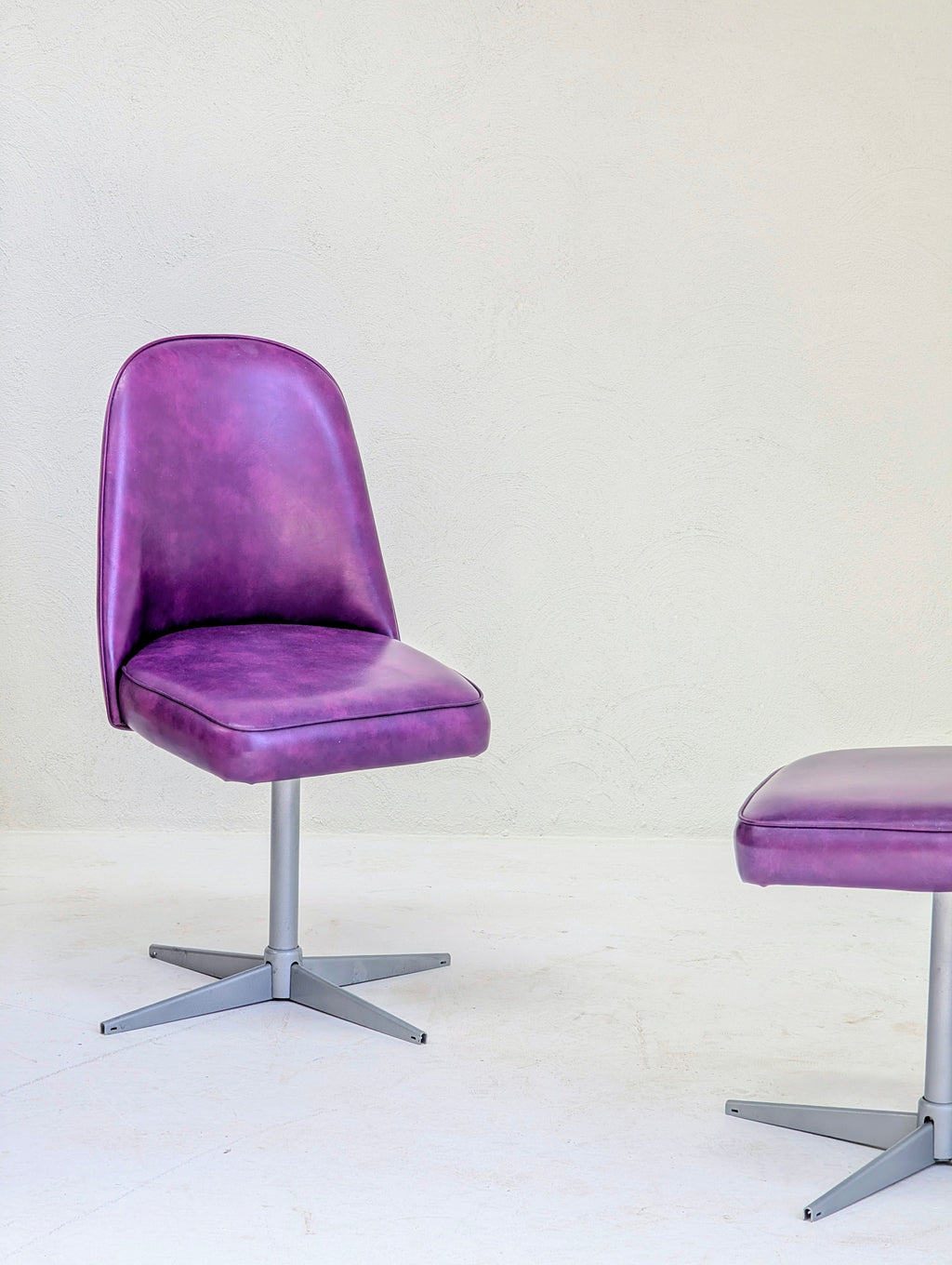 Vintage 1970s Space Age High-Back Swivel Chairs (Original Purple Vinyl)