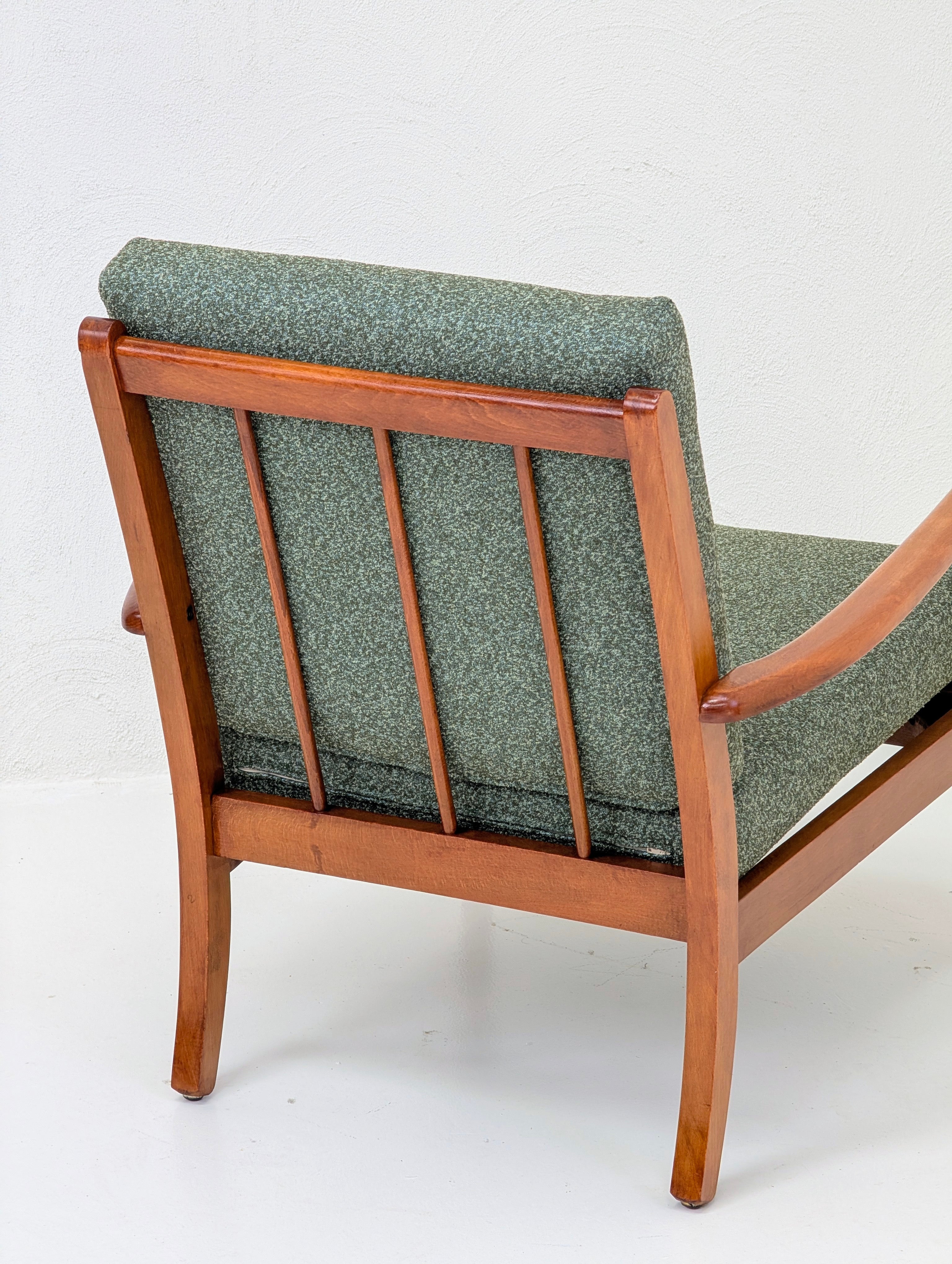 1960s Italian Mid-Century Modern Solid Oak Lounge Chair with Rail Back