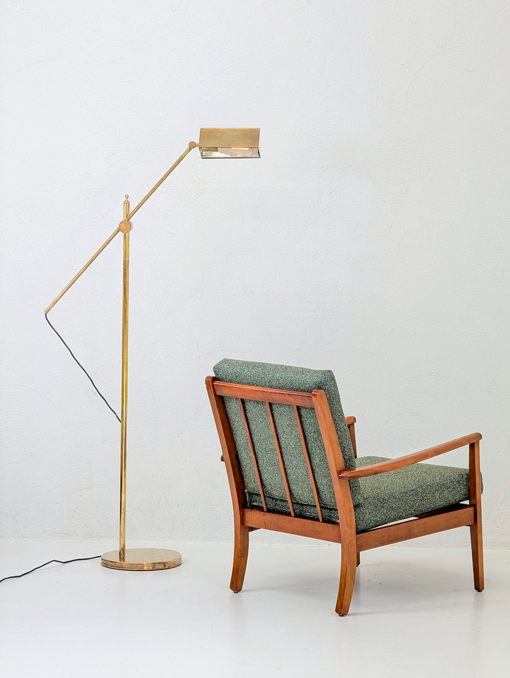 1960s Italian Mid-Century Modern Solid Oak Lounge Chair with Rail Back