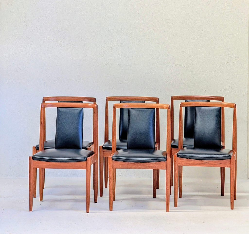 Parker 88 T-Back Dining Chairs in Teak