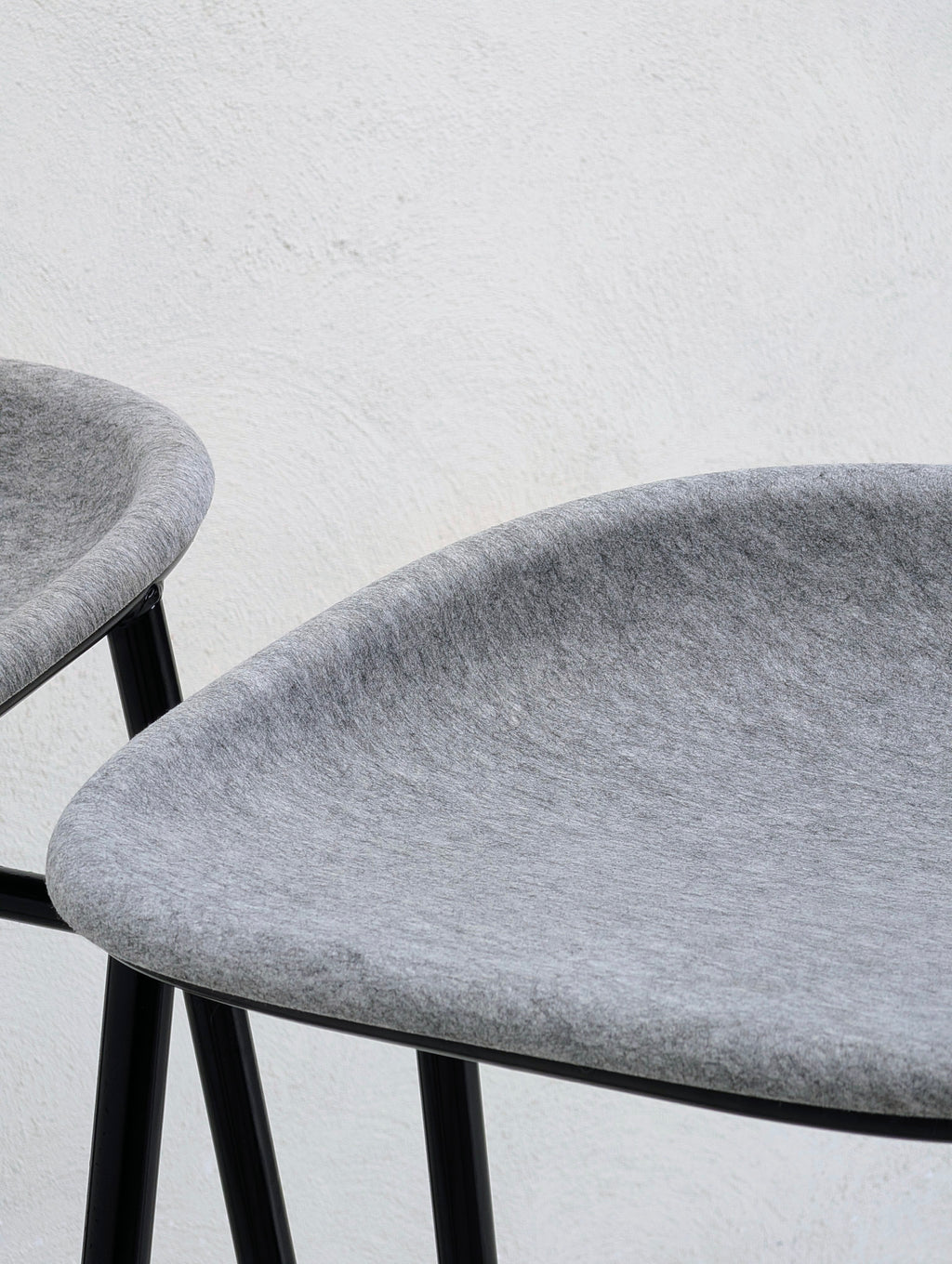 Set of 4 De Vorm LJ 3 PET Felt Bar Stools | Brand New Condition