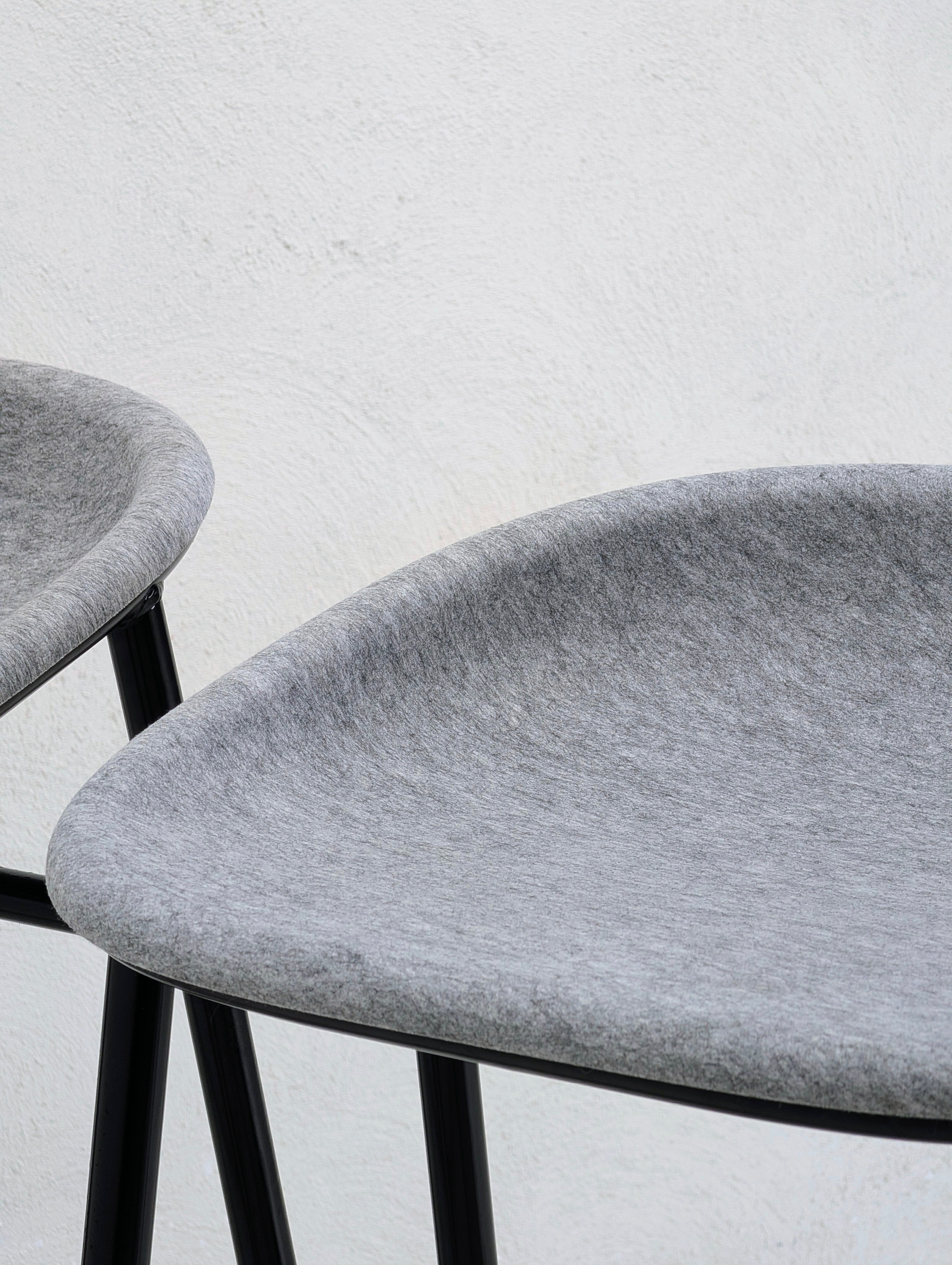 Set of 4 De Vorm LJ 3 PET Felt Bar Stools | Brand New Condition