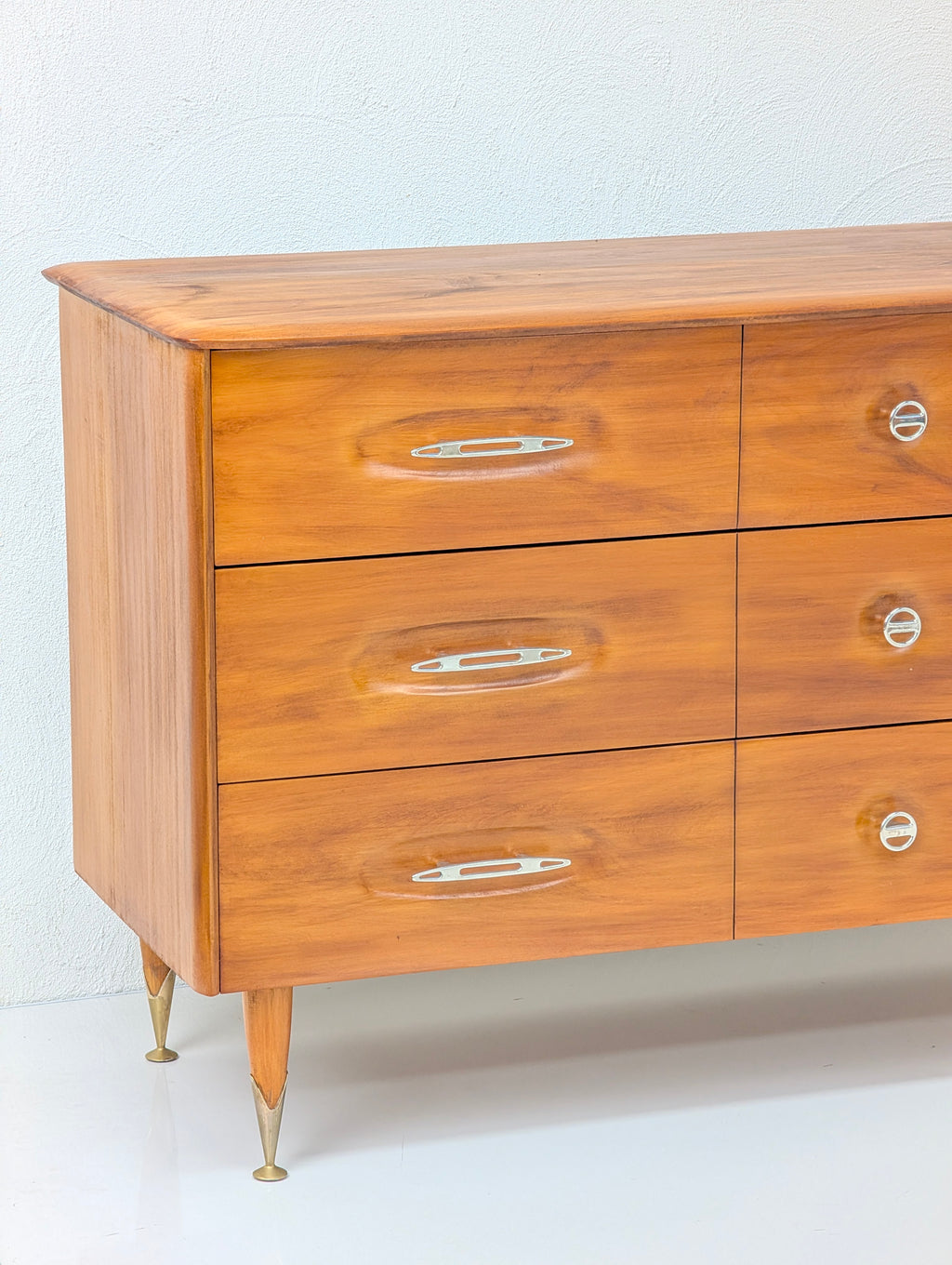 Restored c.1977 Burgess Solid Oak 'Atomic' Lowboy Dresser