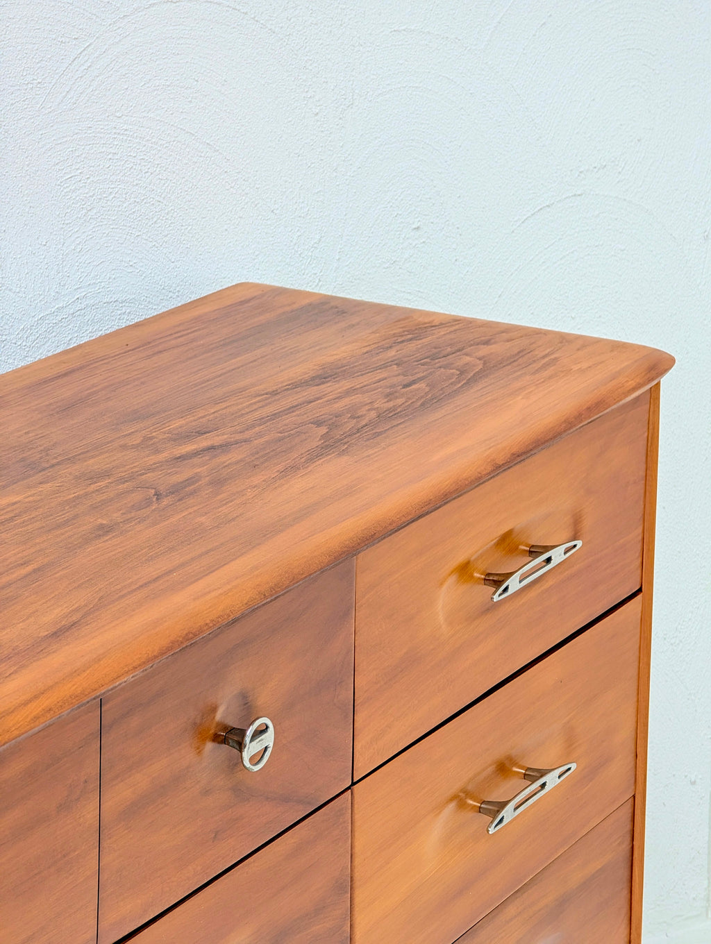 Restored c.1977 Burgess Solid Oak 'Atomic' Lowboy Dresser