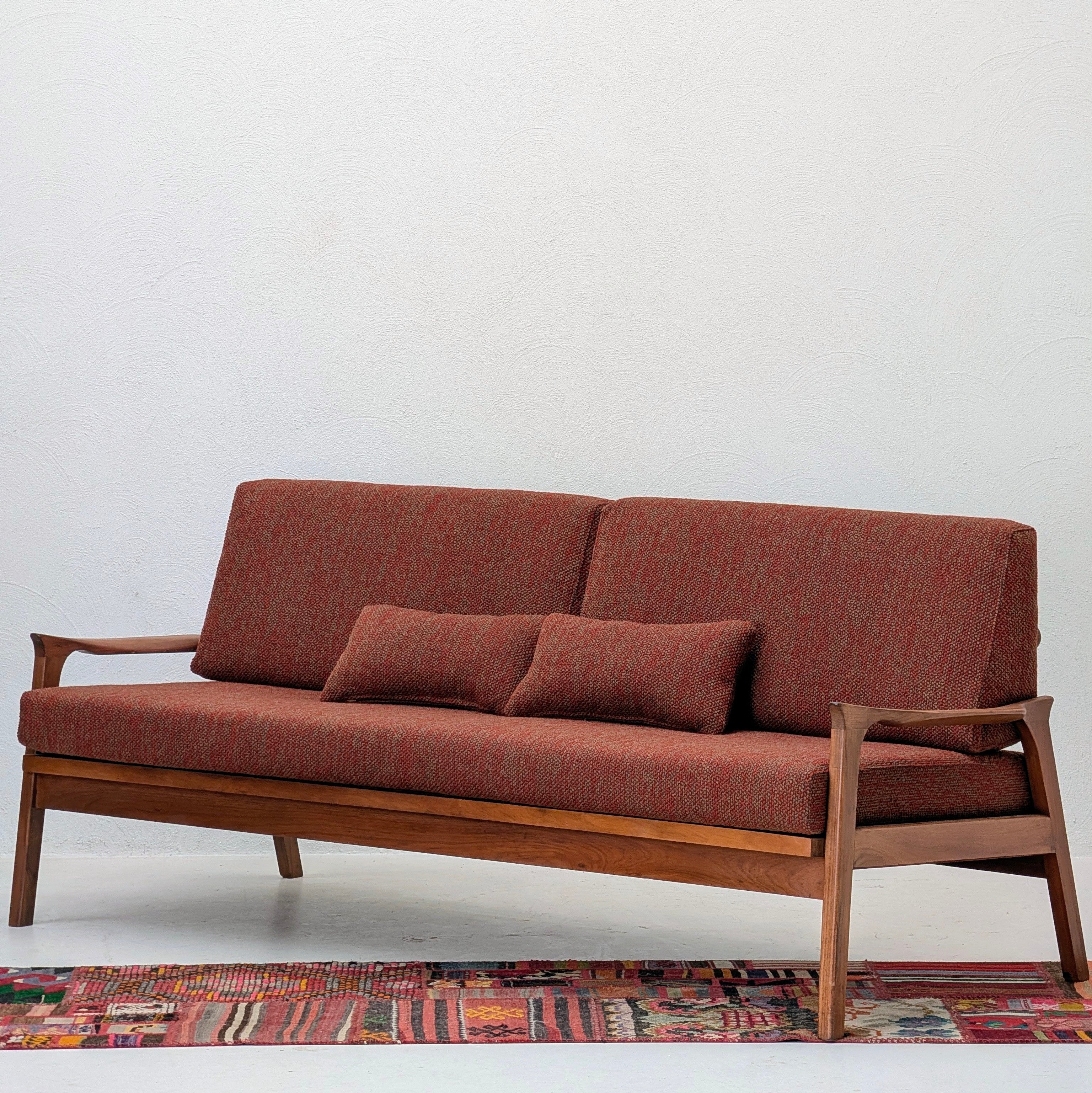 Fler Norsk D-71 'Surfboard Back' Three Seater Sofa