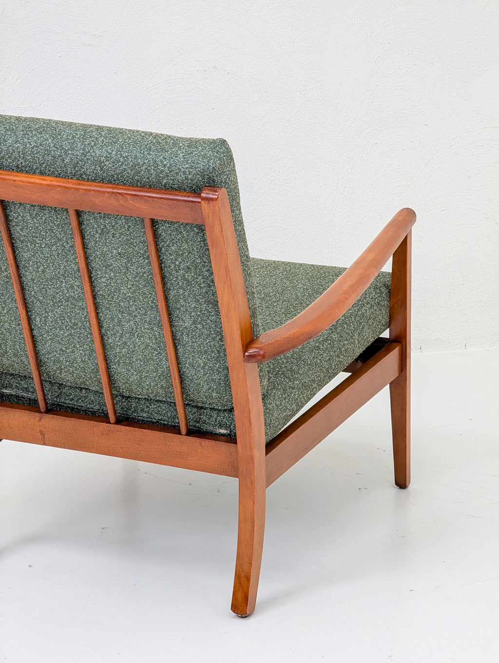 1960s Italian Mid-Century Modern Solid Oak Lounge Chair with Rail Back