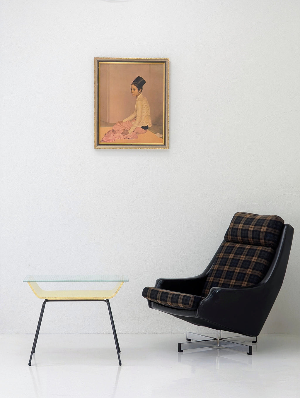 Restored Fred Lowen ‘Fleronde’ Swivel Armchair in Original Scottish Tartan Wool | 1964