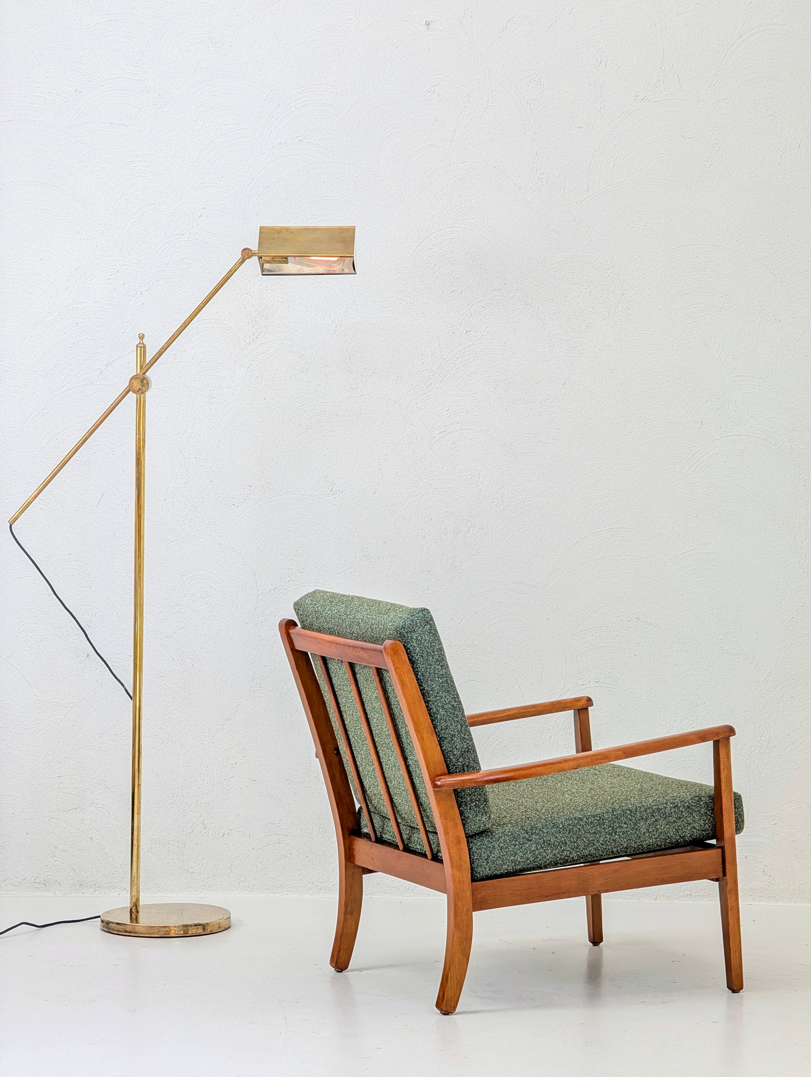 1960s Italian Mid-Century Modern Solid Oak Lounge Chair with Rail Back