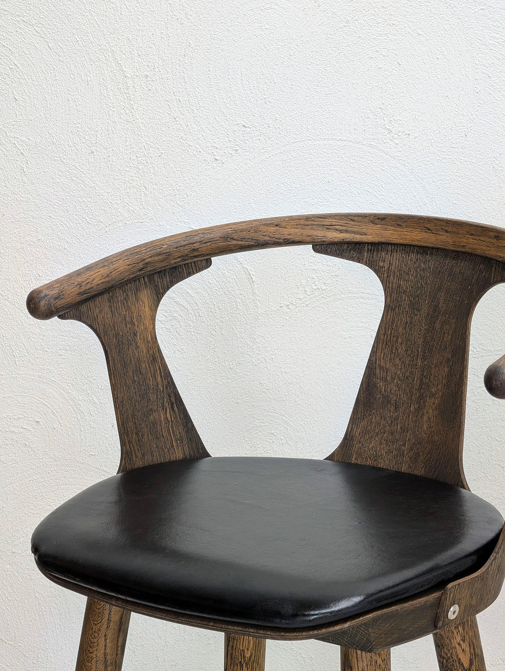 &Tradition In Between SK8 Counter Stools in Smoke Oiled Oak & Leather