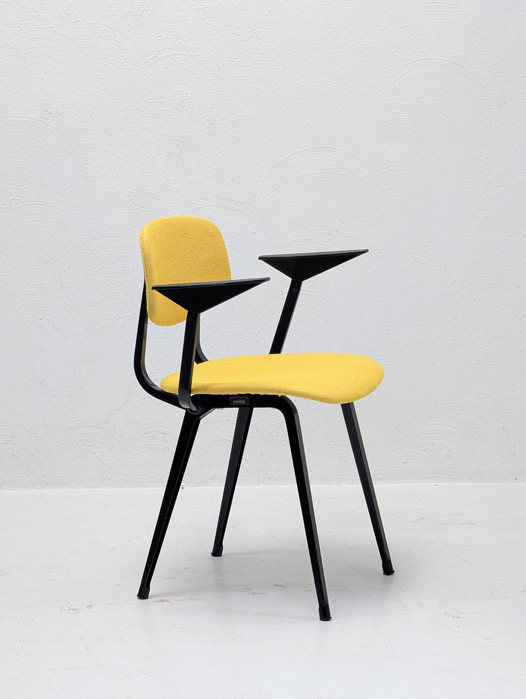 Friso Kramer Revolt Armchair for Ahrend De Cirkel, 1960s