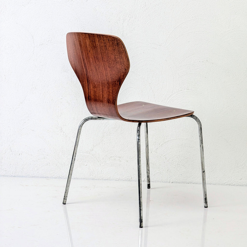 Danish Mid-Century Modern Stackable Shell Chair | c.1960s