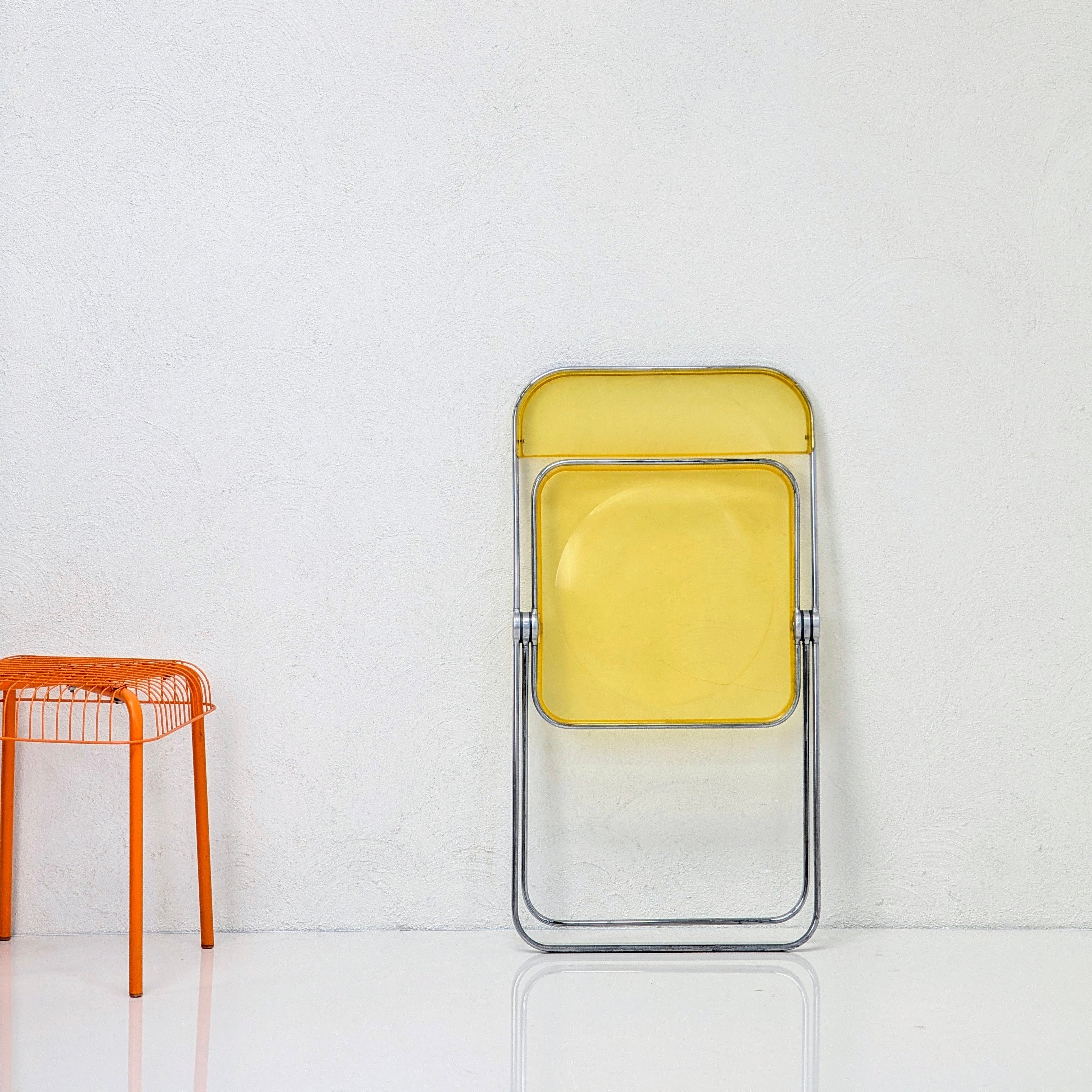 1970s Plia Folding Chair in Transparent Yellow by Giancarlo Piretti for Castelli, Italy