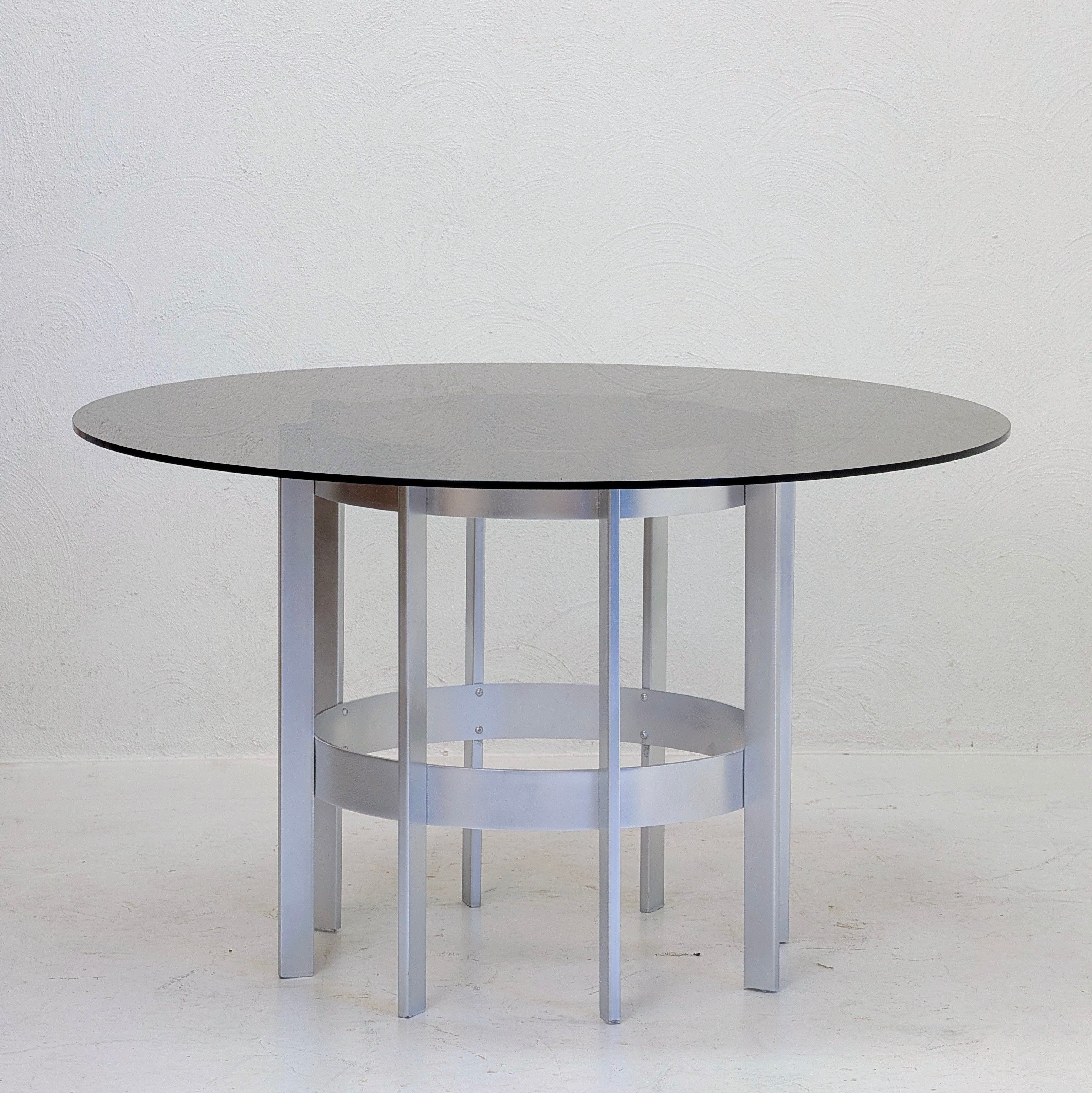 Vintage Merrow Associates Preece 378G Circular Dining Table