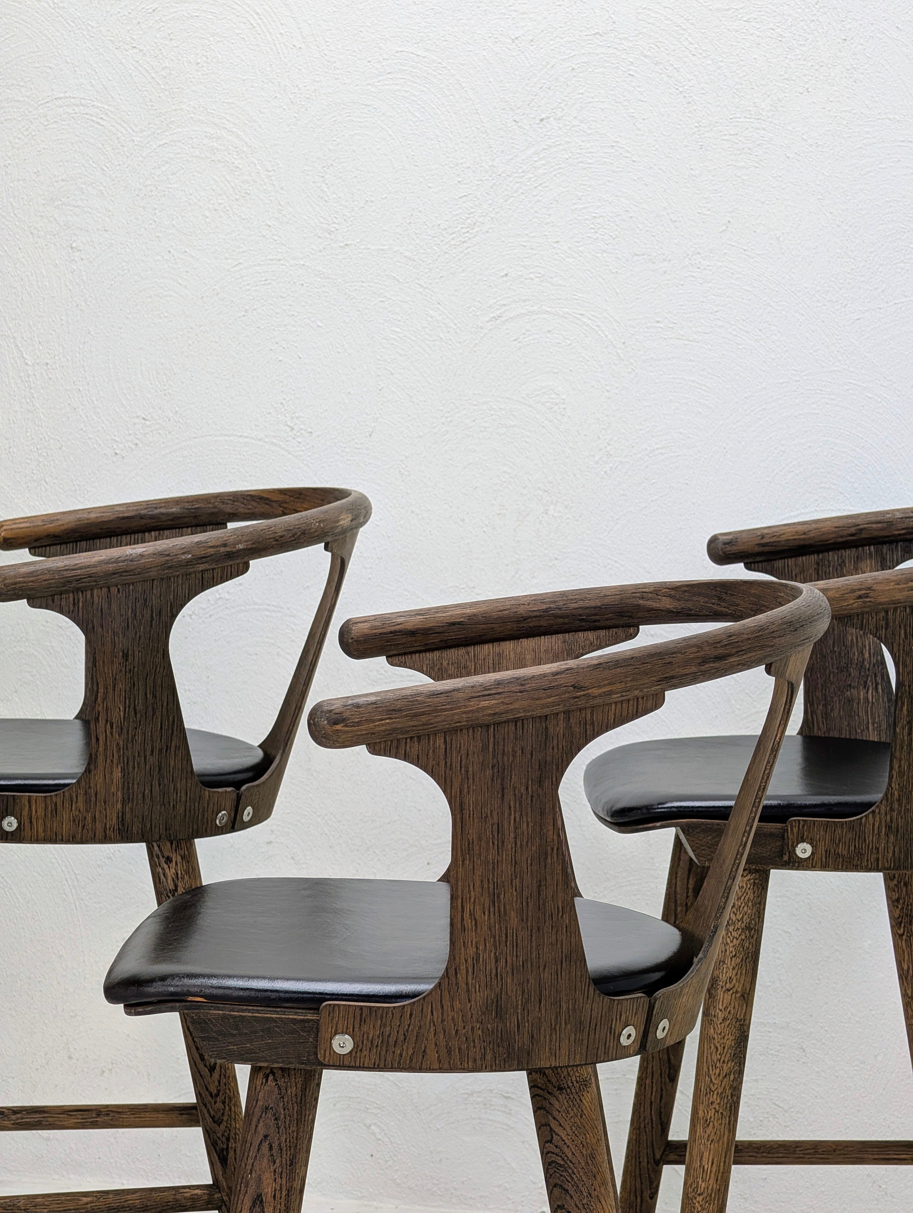 &Tradition In Between SK8 Counter Stools in Smoke Oiled Oak & Leather