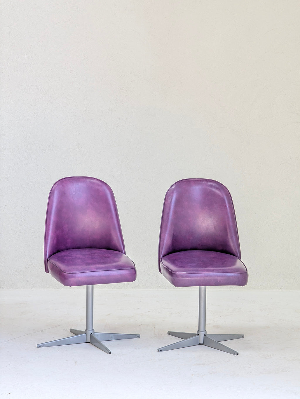 Vintage 1970s Space Age High-Back Swivel Chairs (Original Purple Vinyl)
