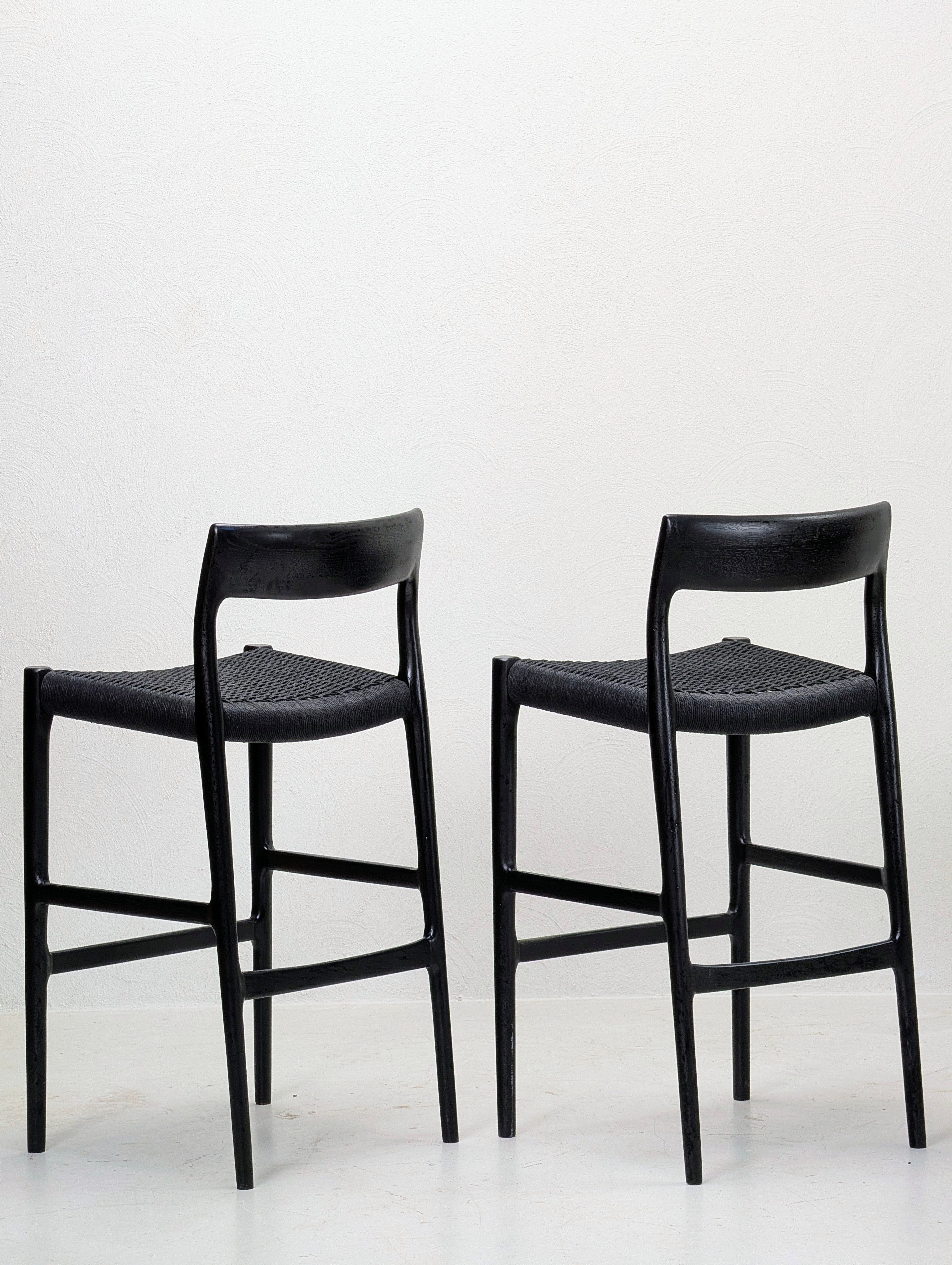 Møller 77C Stool | Black Stained Oak & Hand Woven Paper Cord