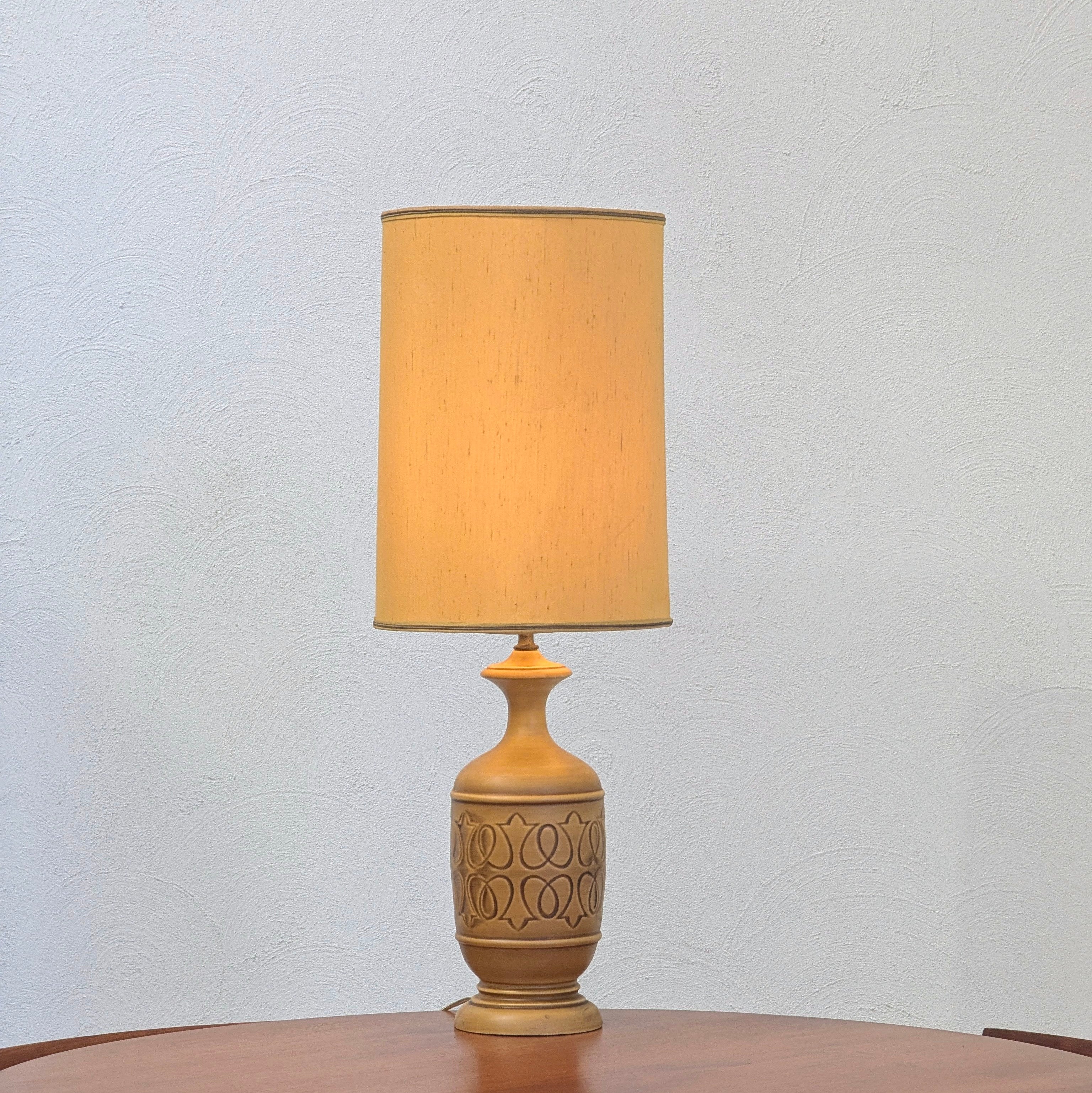 Mid-Century Ceramic Table Lamp | Original Mustard Shade