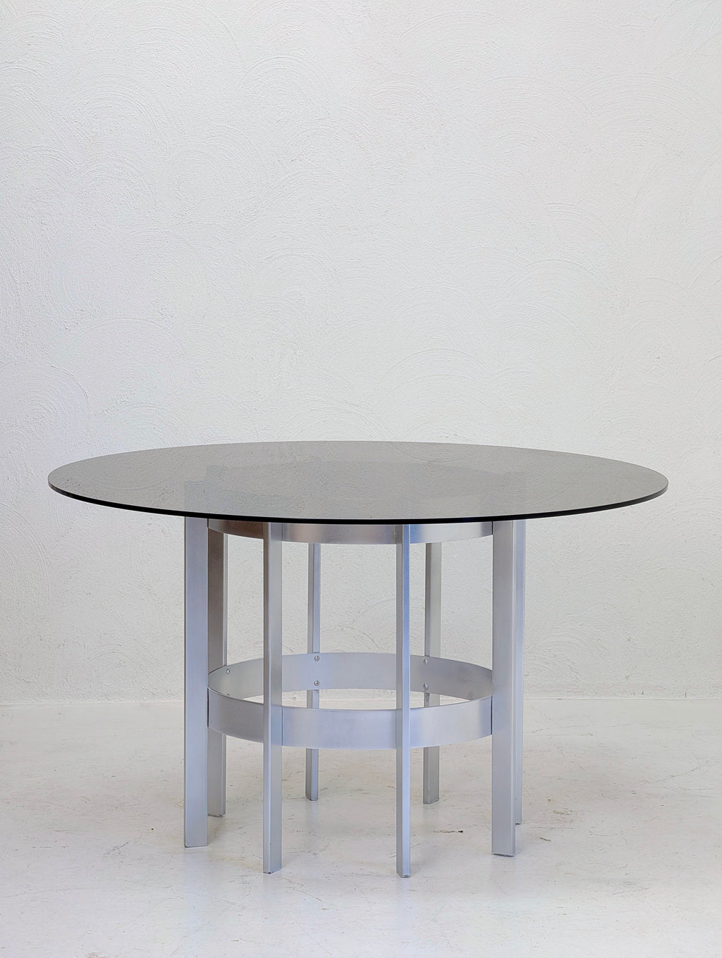 Vintage Merrow Associates Preece 378G Circular Dining Table