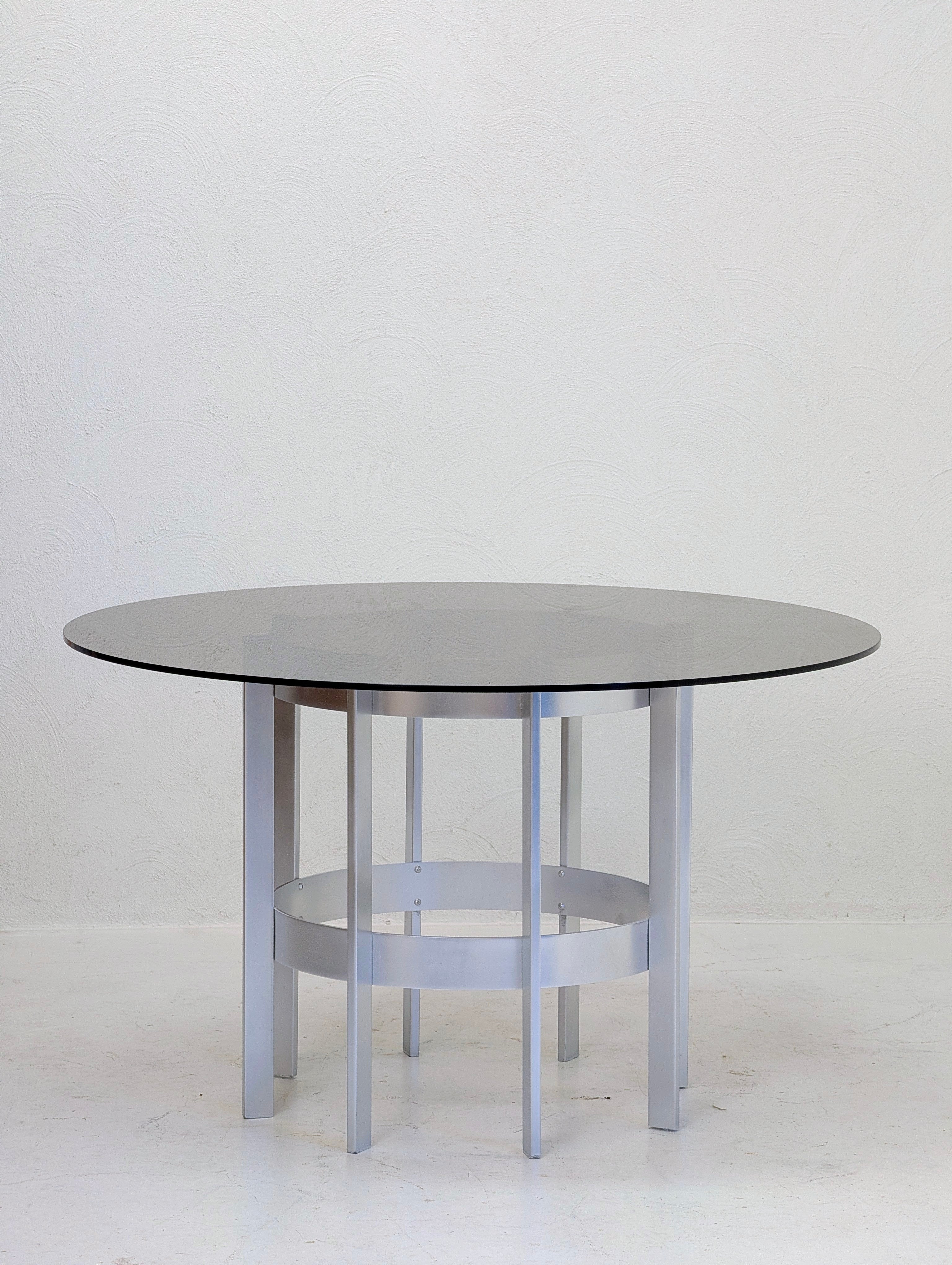 Vintage Merrow Associates Preece 378G Circular Dining Table