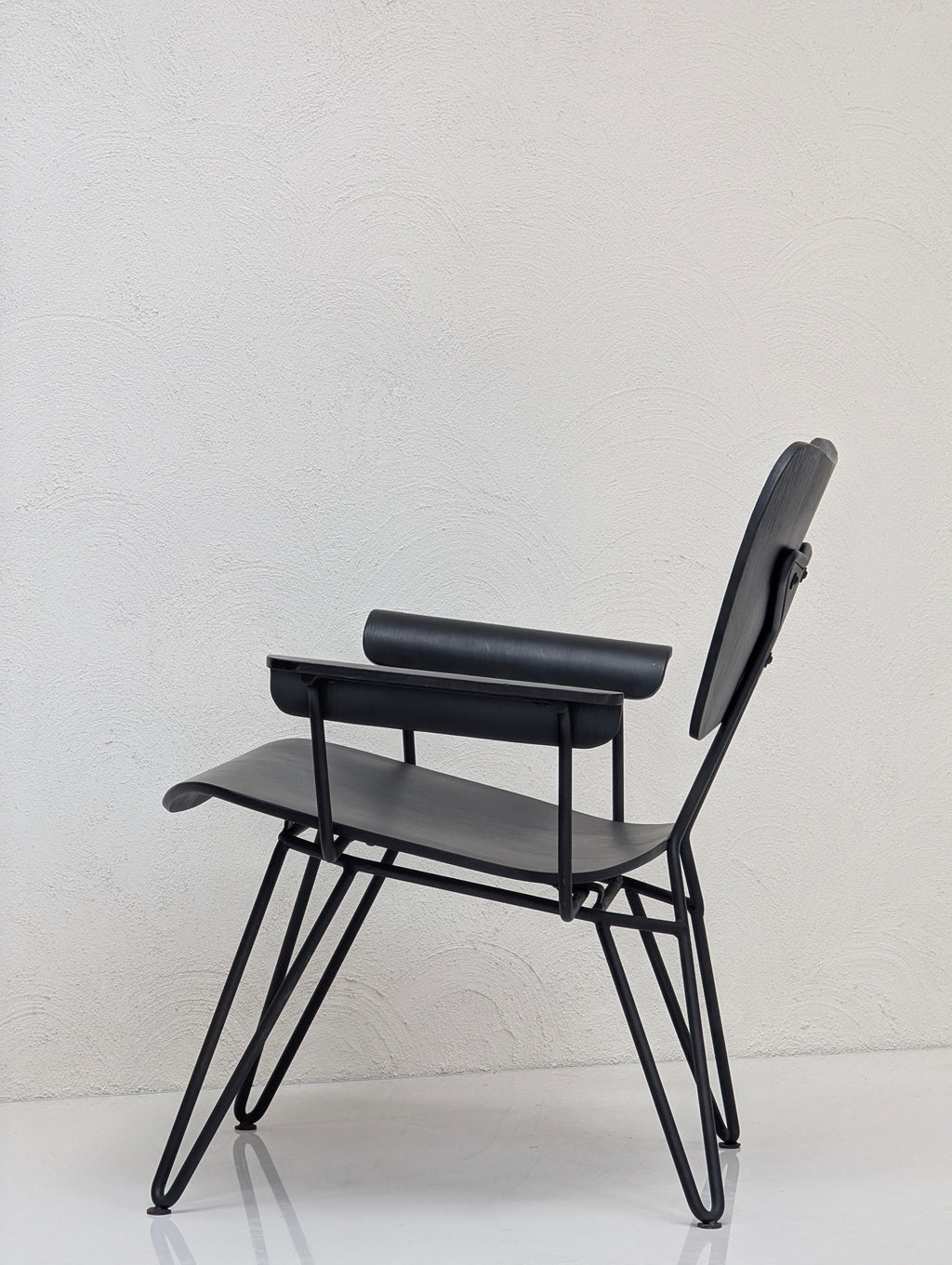 Diesel with Moroso Overdyed Lounge Chair – Aniline Ash