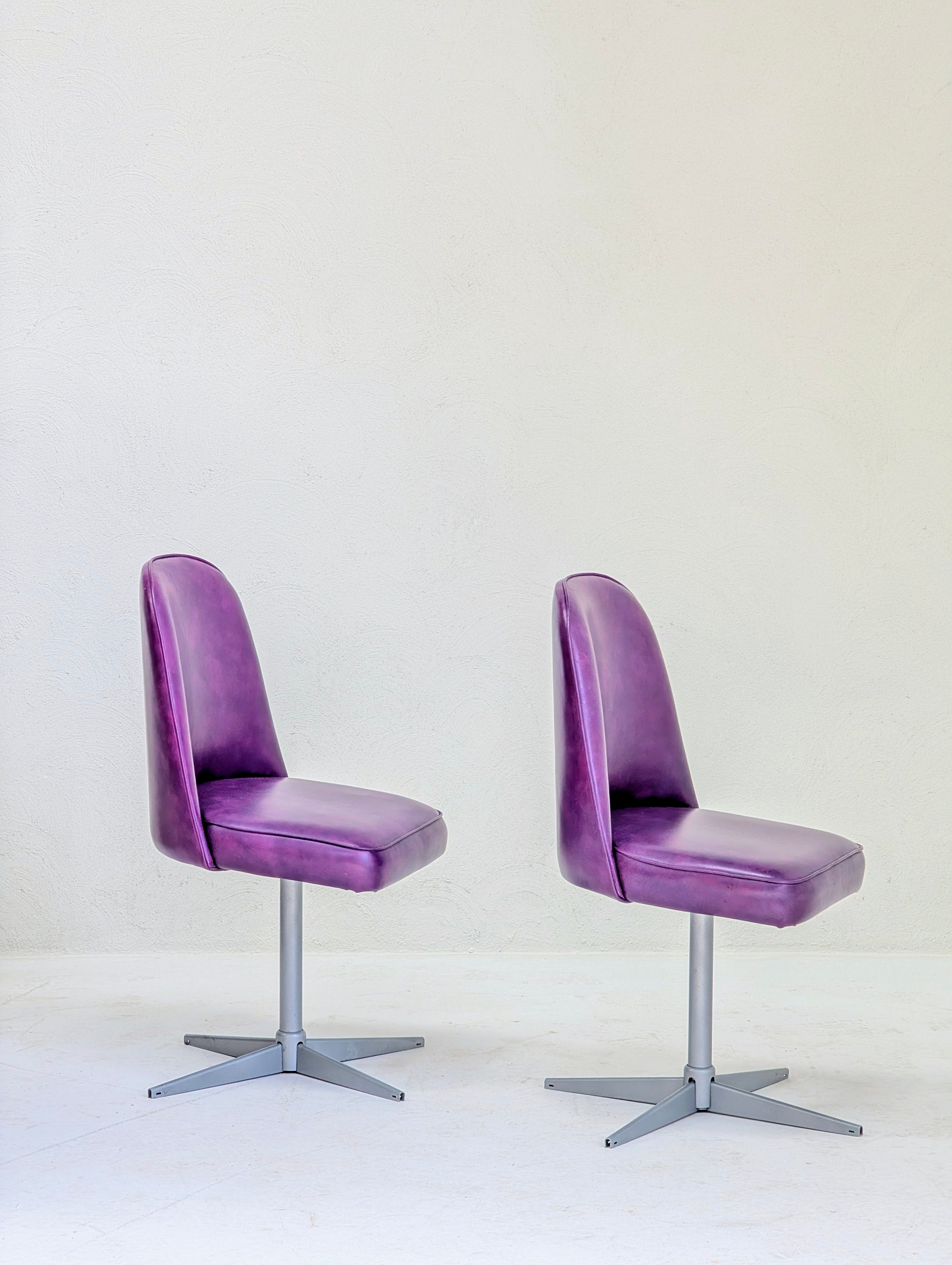 Vintage 1970s Space Age High-Back Swivel Chairs (Original Purple Vinyl)