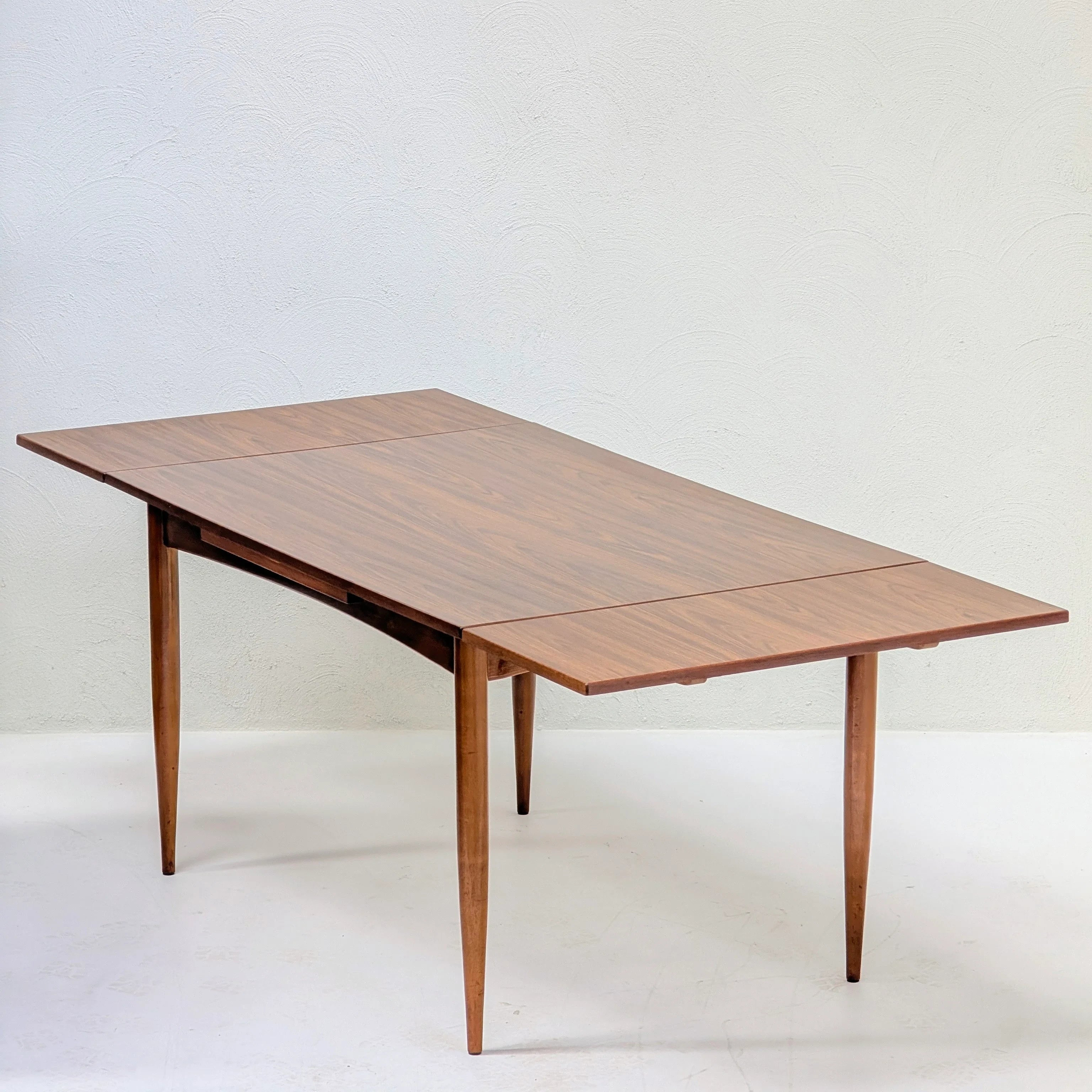 Australian Mid-Century Modern Draw Leaf Extension Dining Table by Chatley, c.1960s