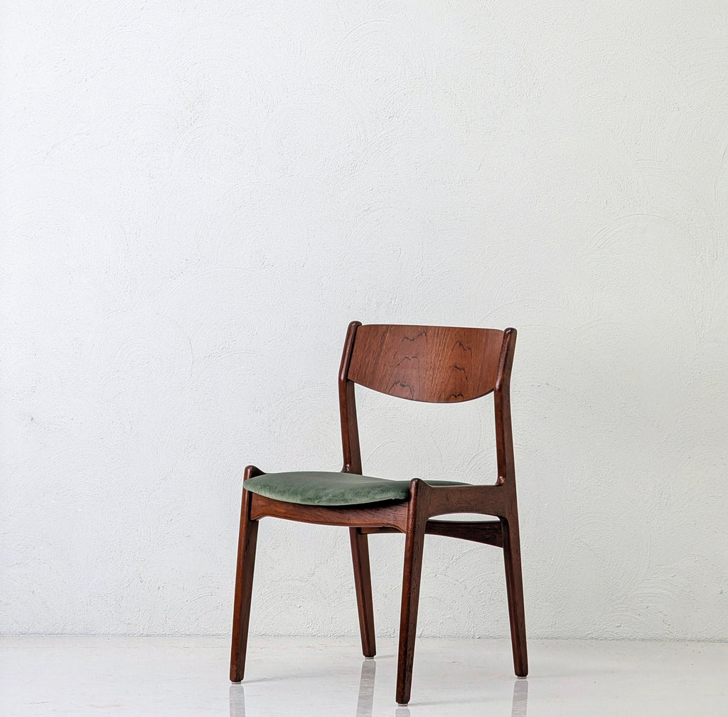 Henry Kjærnulf Model 317 Dining Chairs by Sorø Stolefabrik | c1960s