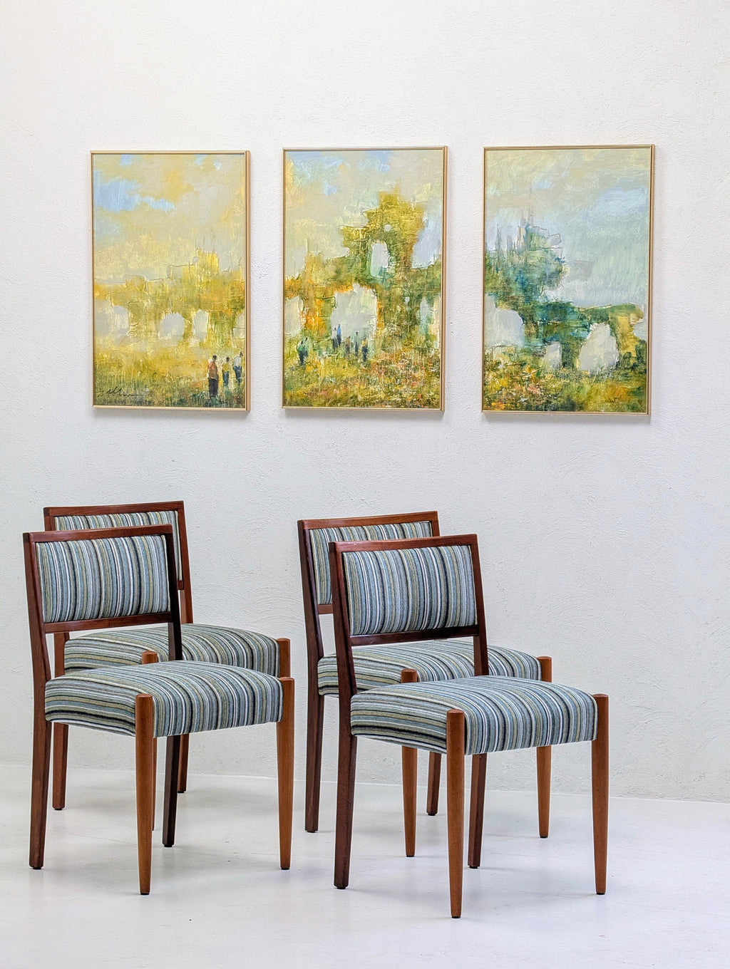 Set of 4 Mid Century Dining Chairs by Chiswell