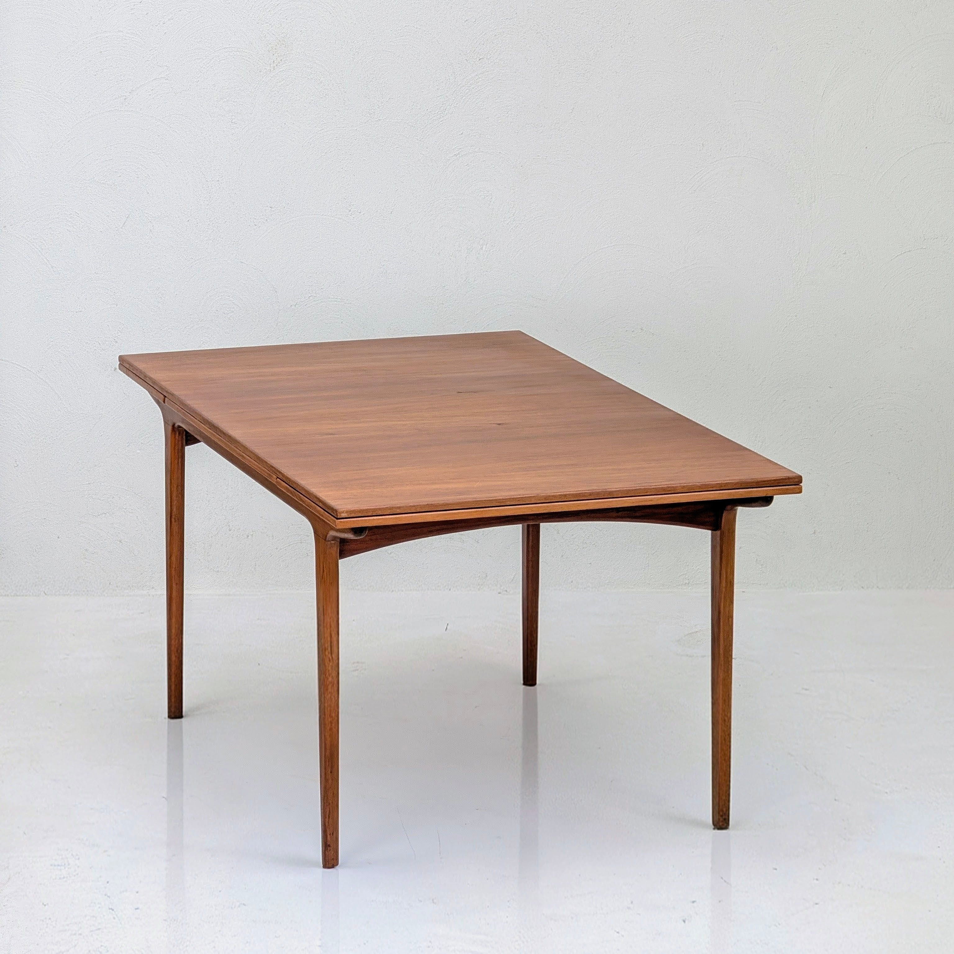 Mid-Century Modern Teak Extension Dining Table by Marcob Furniture