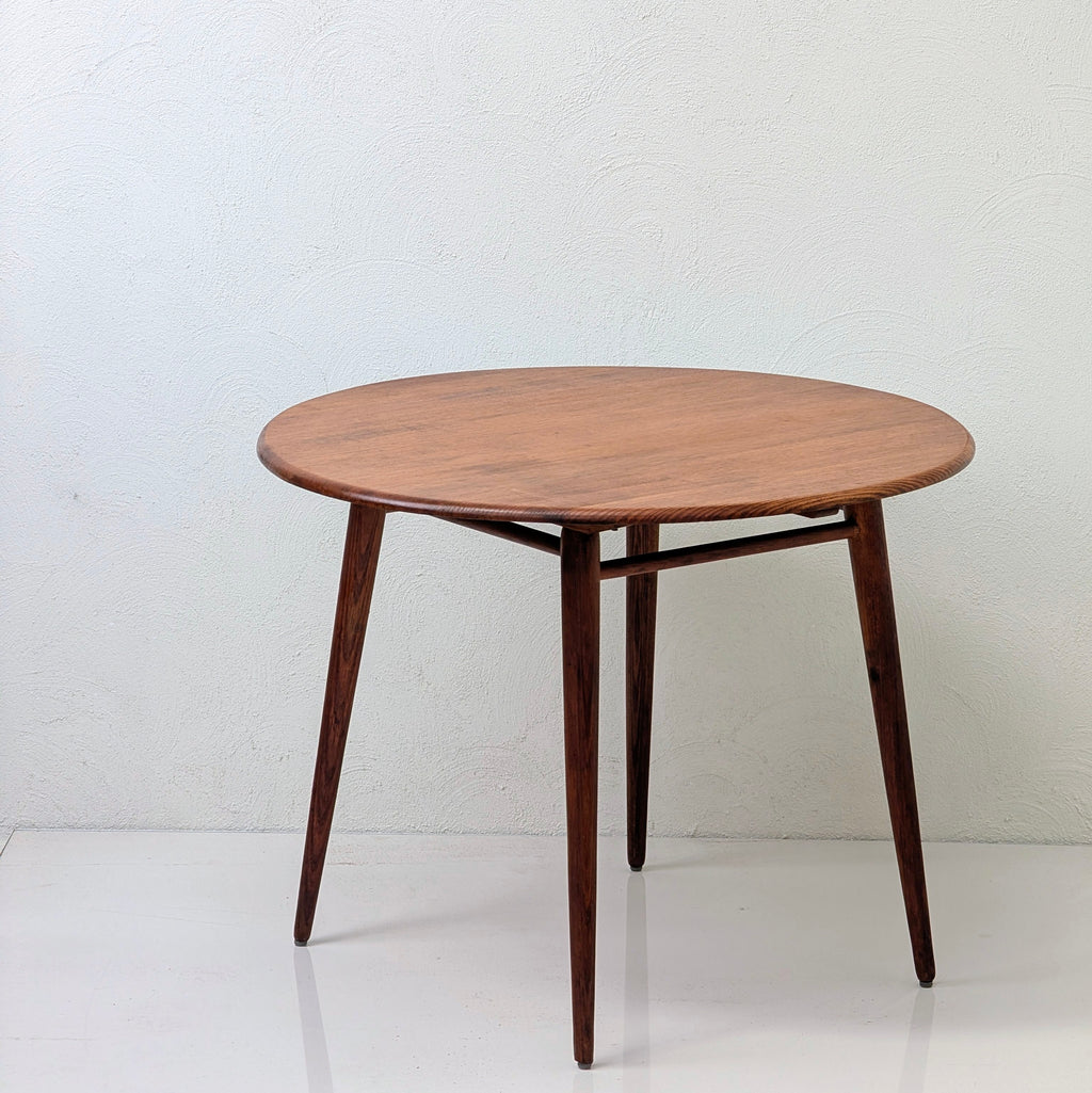Mid-Century Modern Round Dining Table in Solid Oak by Melbourne Chair Company (Melchair) | c.1960s