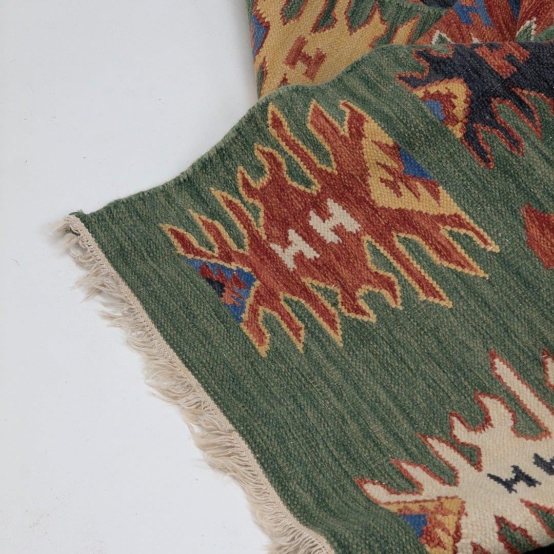 Vintage Anatolian 'Cicim' Kilim with Female 'Elibelinde' Motifs, Hand - Woven Wool. Turkey, c.1960 - Fox & Wedge
