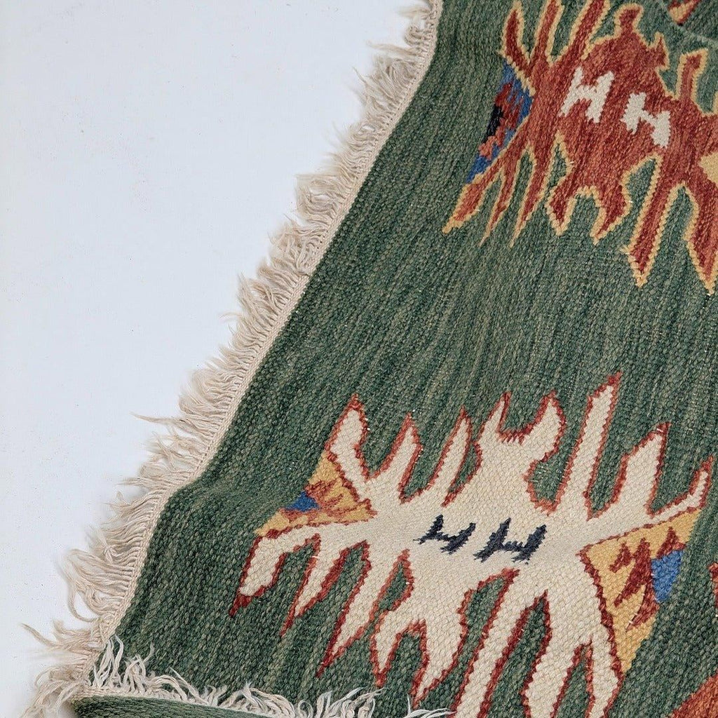 Vintage Anatolian 'Cicim' Kilim with Female 'Elibelinde' Motifs, Hand - Woven Wool. Turkey, c.1960 - Fox & Wedge