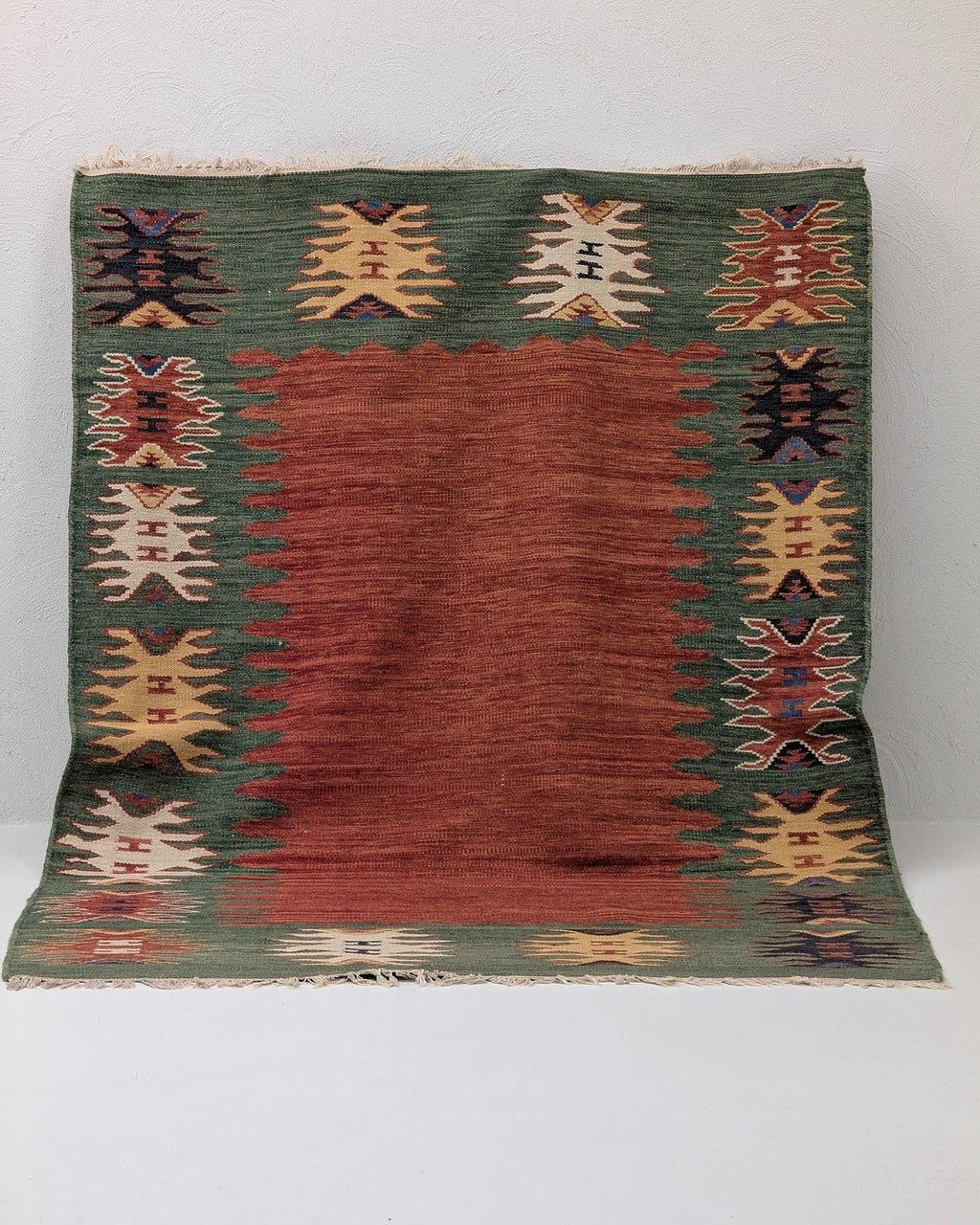 Vintage Anatolian 'Cicim' Kilim with Female 'Elibelinde' Motifs, Hand - Woven Wool. Turkey, c.1960 - Fox & Wedge