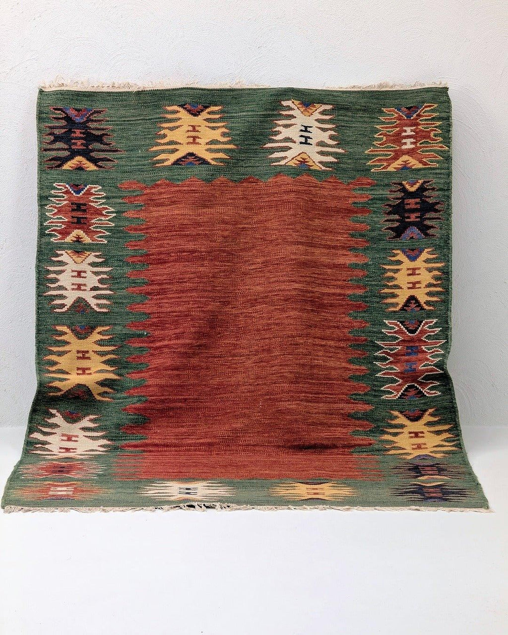 Vintage Anatolian 'Cicim' Kilim with Female 'Elibelinde' Motifs, Hand - Woven Wool. Turkey, c.1960 - Fox & Wedge